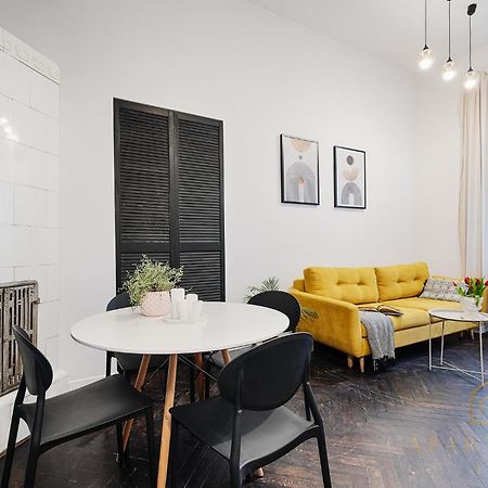 Royal Style Apartment Lodź Bagian luar foto